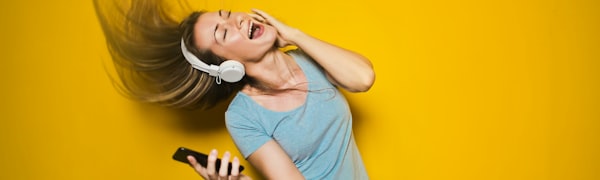 悟空体育玩家部落球迷社区互动交流讨论区热闹场景